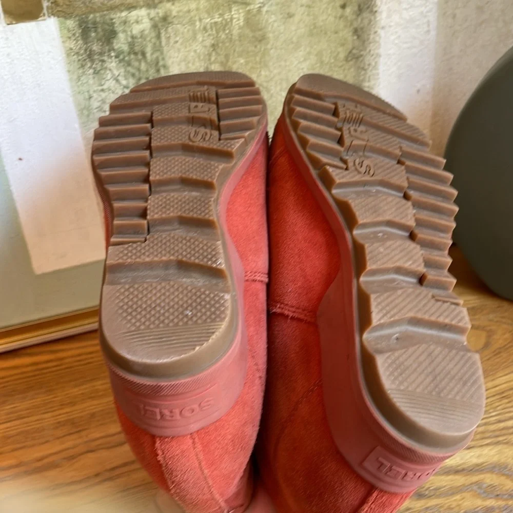 Sorel preowned super